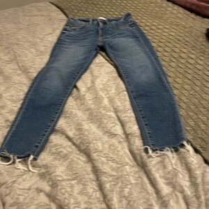 Loft the skinny blue jeans frayed hem size 2 medium wash.
